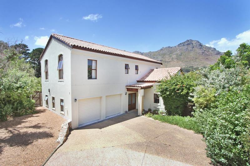 4 Bedroom Property for Sale in Hout Bay Western Cape